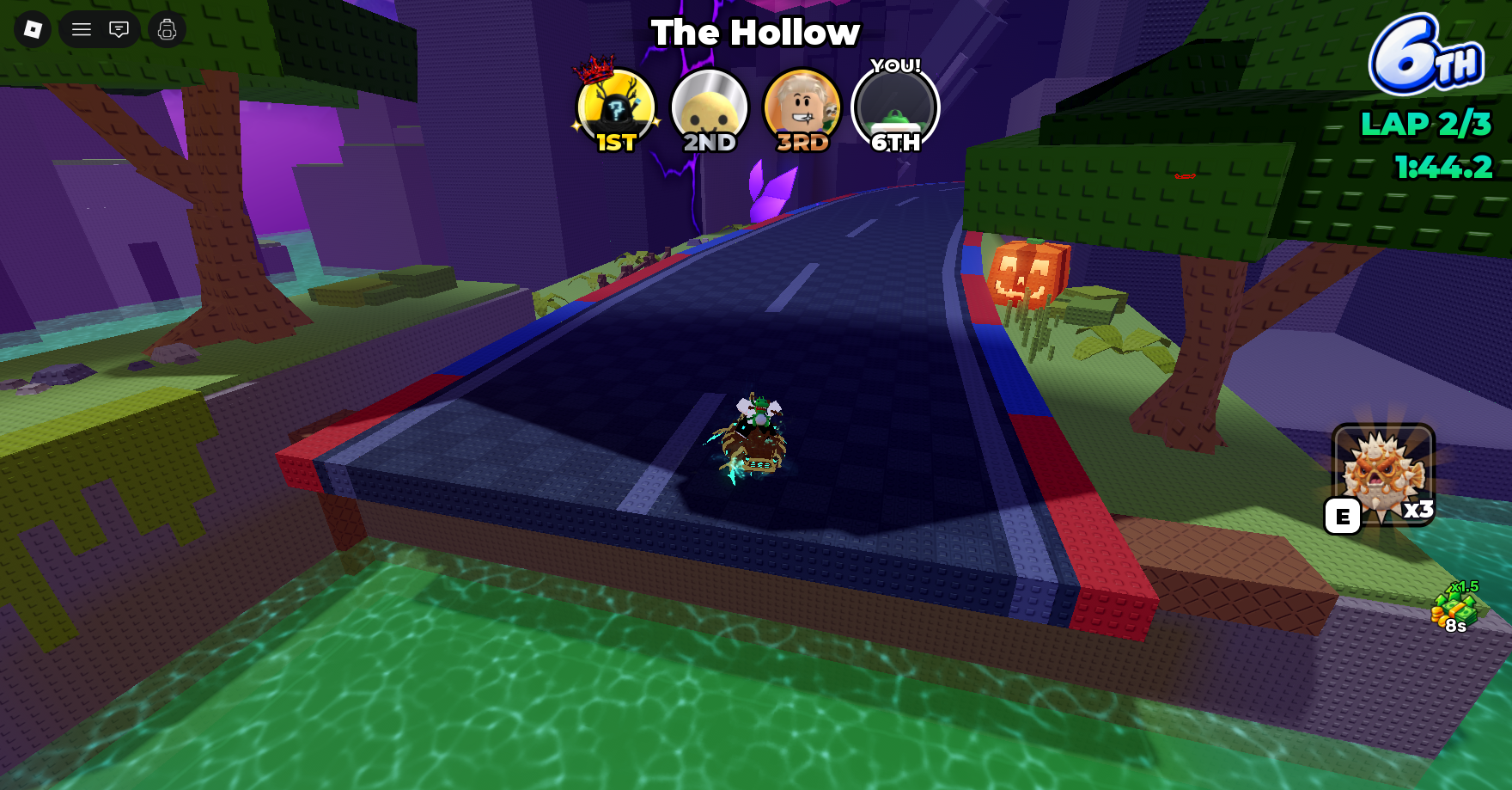 Steal an Egg The Hollow 레이스에서 6위, LAP 2/3, 타이머, 트랙 옆 호박과 E 키 아이템 표시가 보이는 화면.